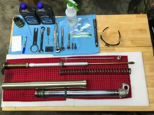 Replacing the fork from the bike (Step by Step)